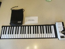 Roll Up Piano 49 keys keyboard battery operated used