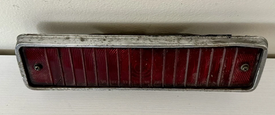 1966 AMC Rambler American conjunto de lanterna traseira lateral direita fabricante de equipamento original - Imagem 3 de 4