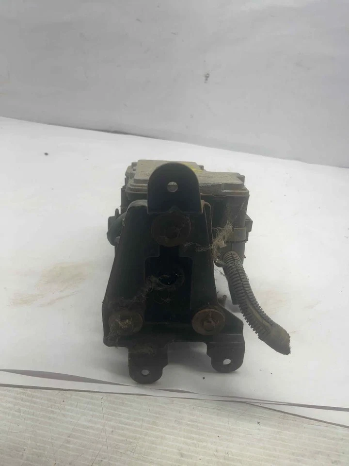 Anti-Lock Brake Part Modulator Assembly 4X4 Fits 1999 Honda PASSPORT - Image 3 of 4