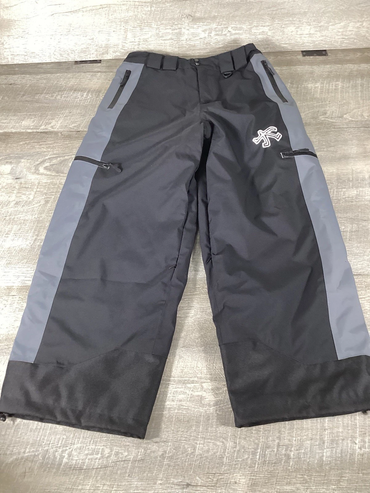 NAM3 Snow Pants Mens Small Baggy Ski Snowboard Waterproof Black Gray NEW
Opens in a new window or ta
