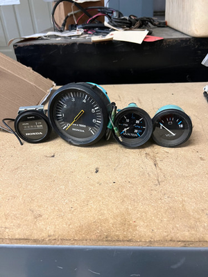 #ad Honda BF75A 75hp 4 Stroke Outboard Tachometer hours water pressure volt set $100.00