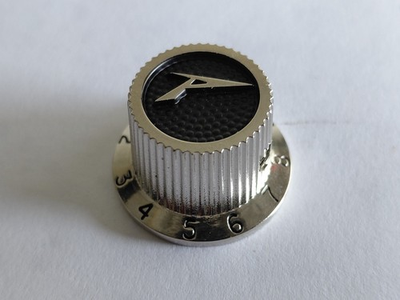 #ad Peavey Logo Knob Nickel Finish 1 4quot; solid shafts and has a 2mm set screw. $19.99