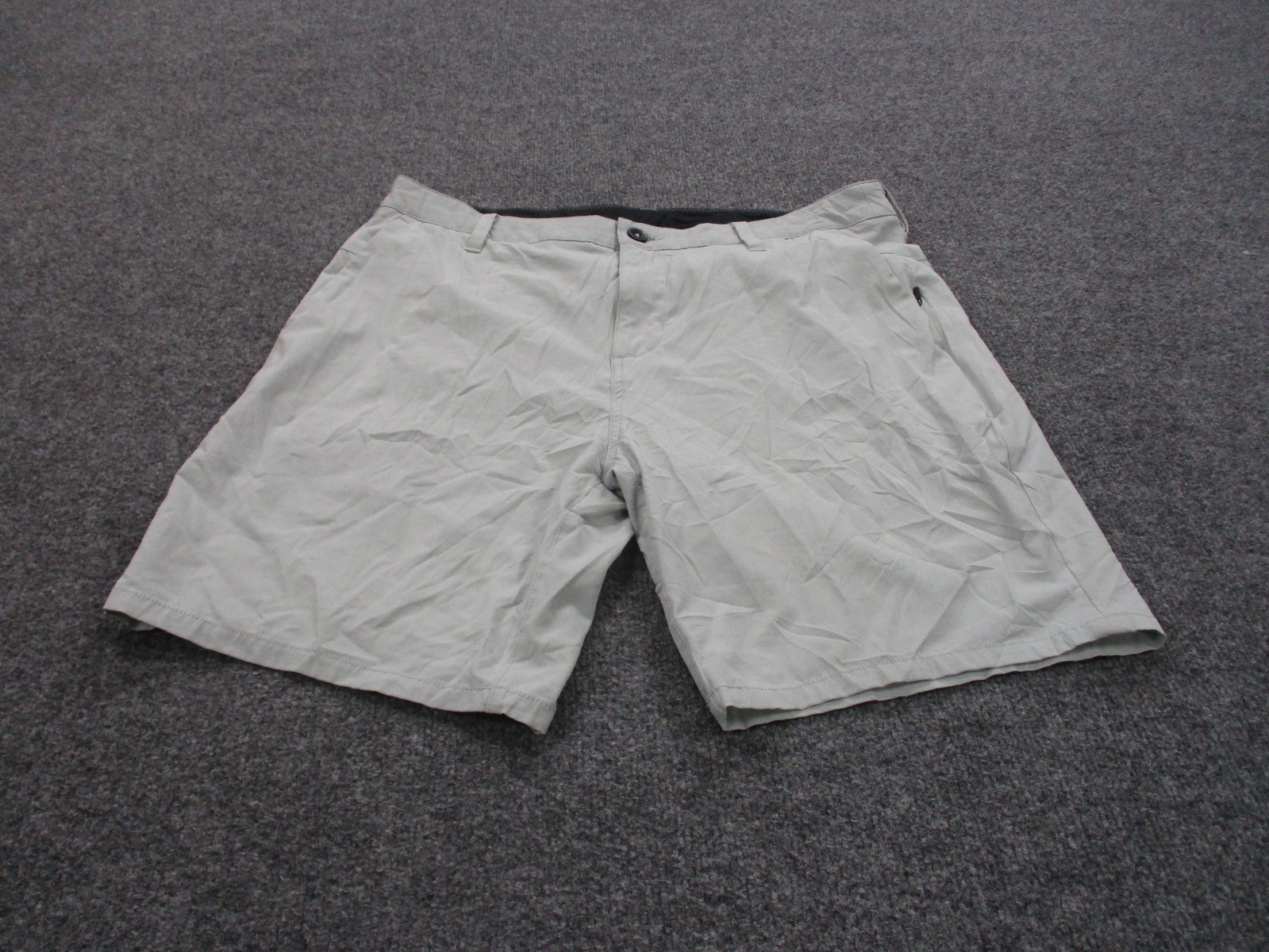 Vuori Shorts Mens 34 Gray Performance Golf Chino Preppy Aim Sport Stretch V368