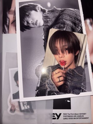 RIIZE ウォンビン ODYSSE 一直娱 yizhiyu yzy 2.0 RIIZE [ODYSSEY] Wonbin Autographed Signed Album | eBay