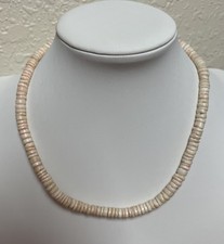 Vtg Hawaiian Surfer Peach Puka Shell Bead Necklace Barrel Clasp 15” Approx 5 mm