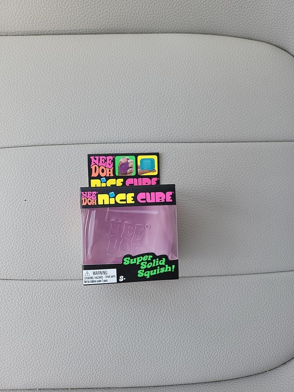 NeeDoh Nice Cube Purple Medium Sized Cube *Brand NEW*