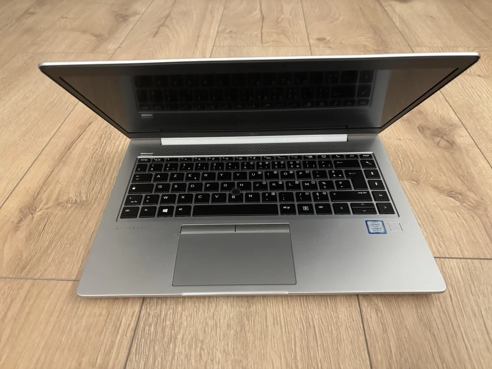 HP Elitebook 840 G5 14" (Intel ‎Core i5, 256 Go SSD, 8 Go RAM), photo 1 sur 5