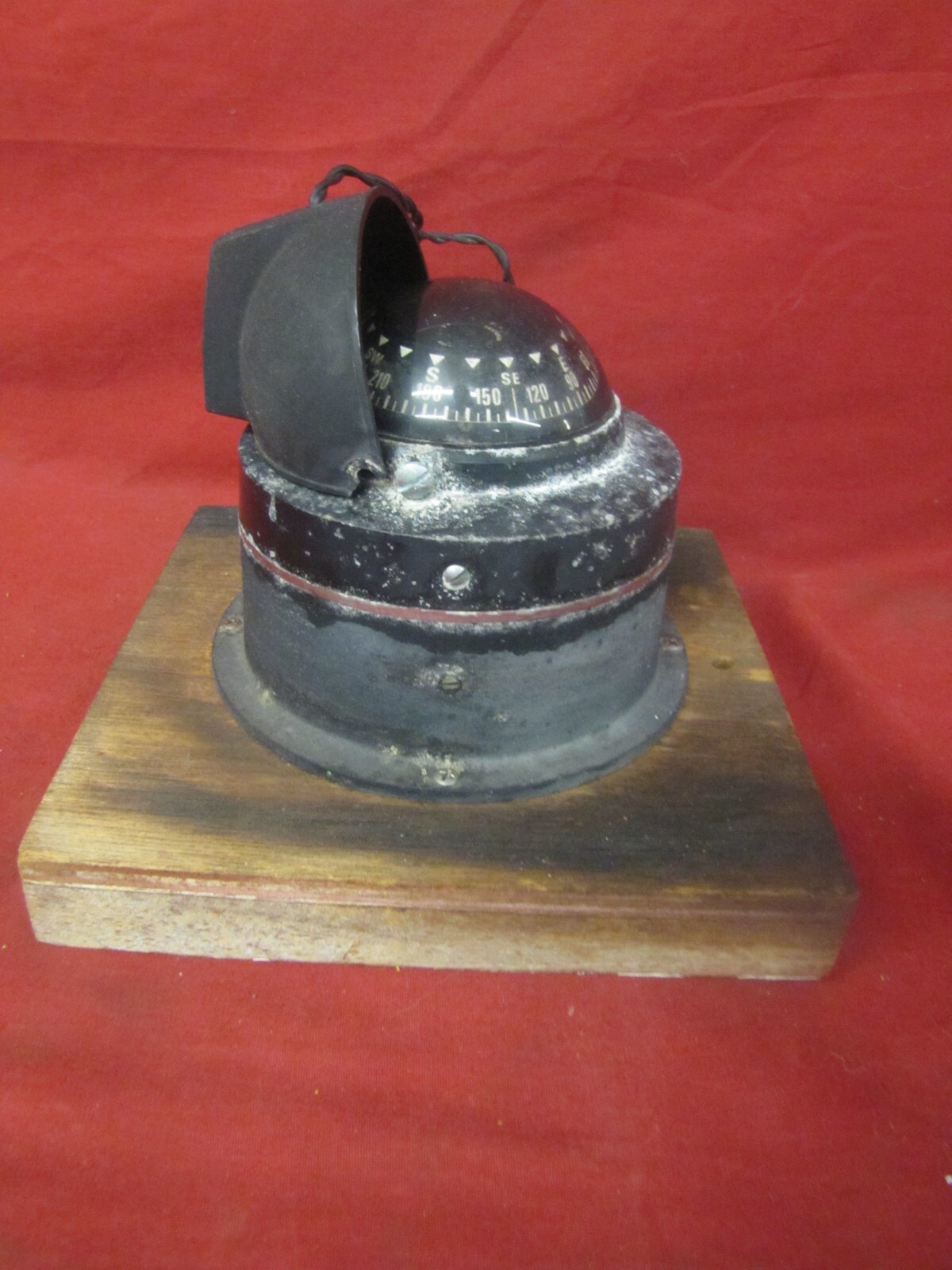 Vintage Aqua Meter Boat Compass on Wood Base Roseland NJ Made In USA