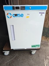 CME CMEB-FRZ-4PT-2-ADA-HCF Undercounter & Mid-Size Laboratory Refrig & Freezer