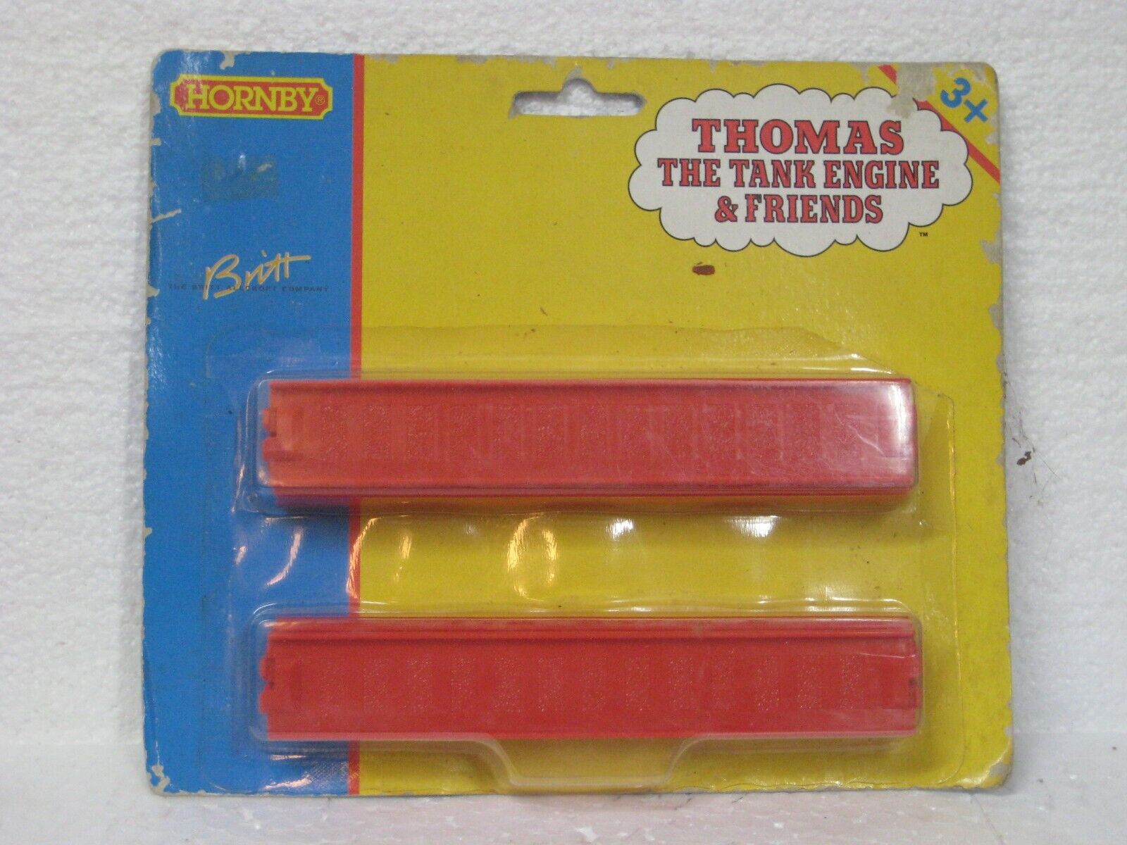 THOMAS THE TANK ENGINE & FRIENDS STRAIGHT RED PLASTIC TRACK BY HORNBY 9013