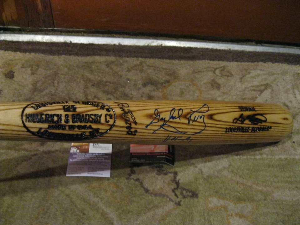 Бейсбольная бита с автографом Гейлорда Перри из Louisville Slugger сертифицирована JSA  - Изображение 3 из 4