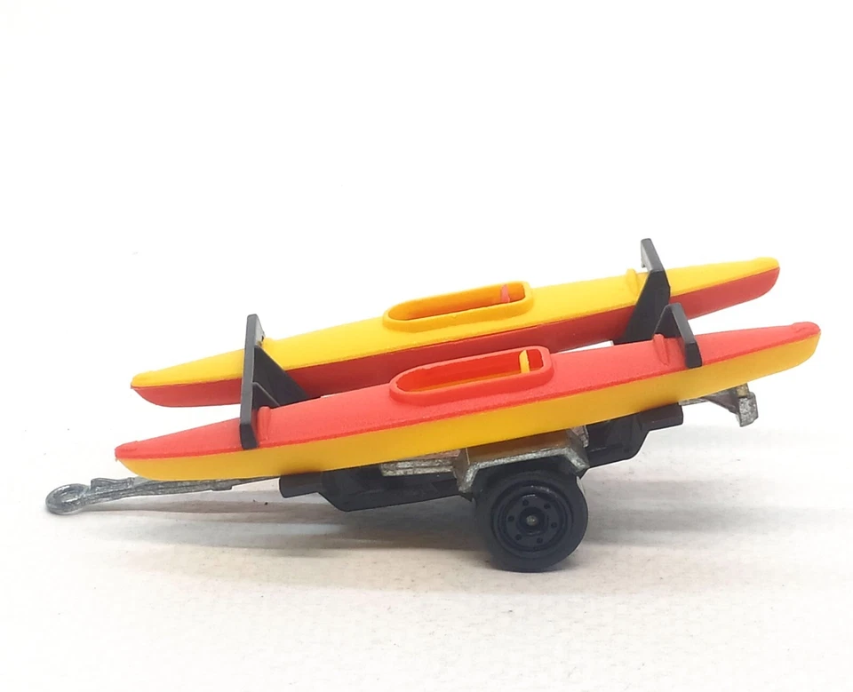 Majorette Kayak Trailer French Touch Yellow / Red for 1:64 Car (3") no Package - Image 4 of 4