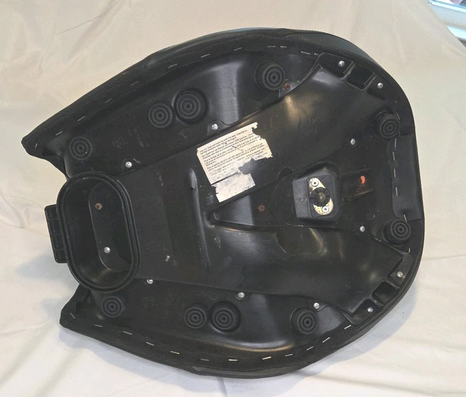 Triumph Rocket III 2005 asientos de piloto y pasajero OEM Foto 2 de 4