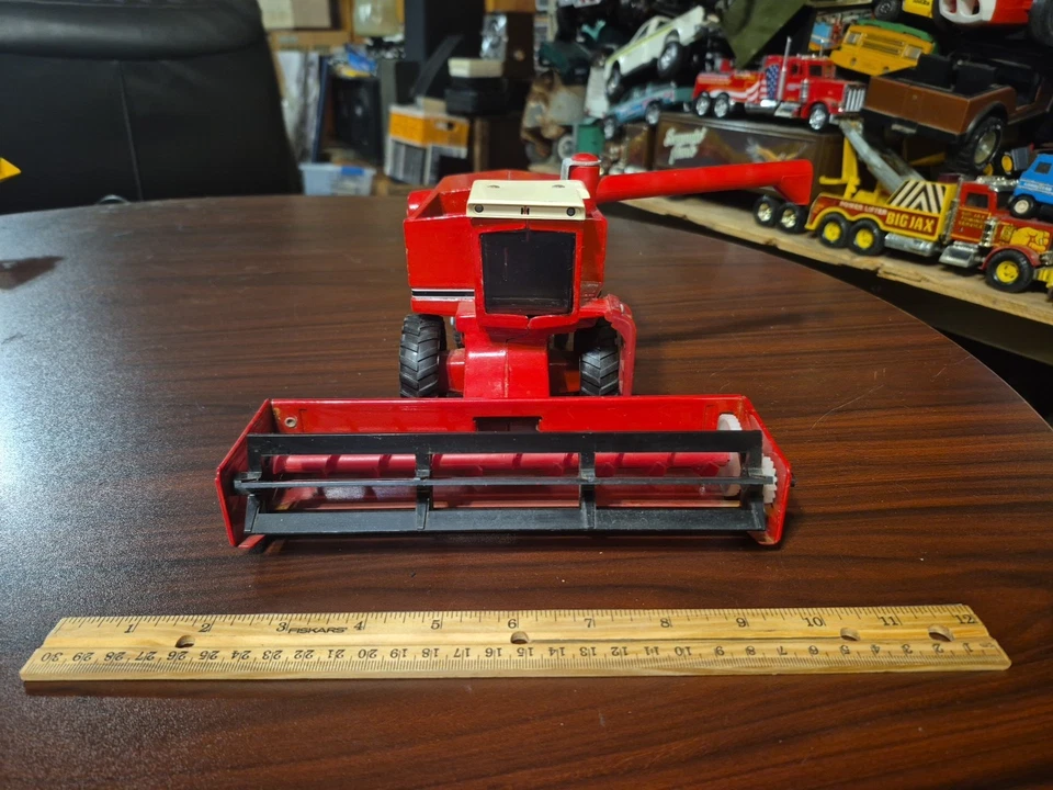 Ertl International Axial Flow Combine - Image 2 of 4