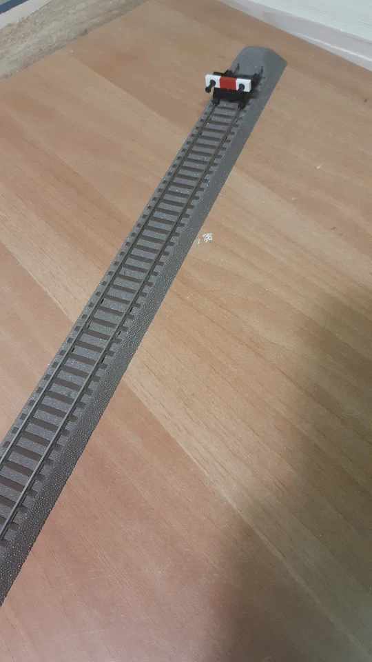 Binari Trix serie C. Scala H0 con massicciata - Immagine 4 di 4