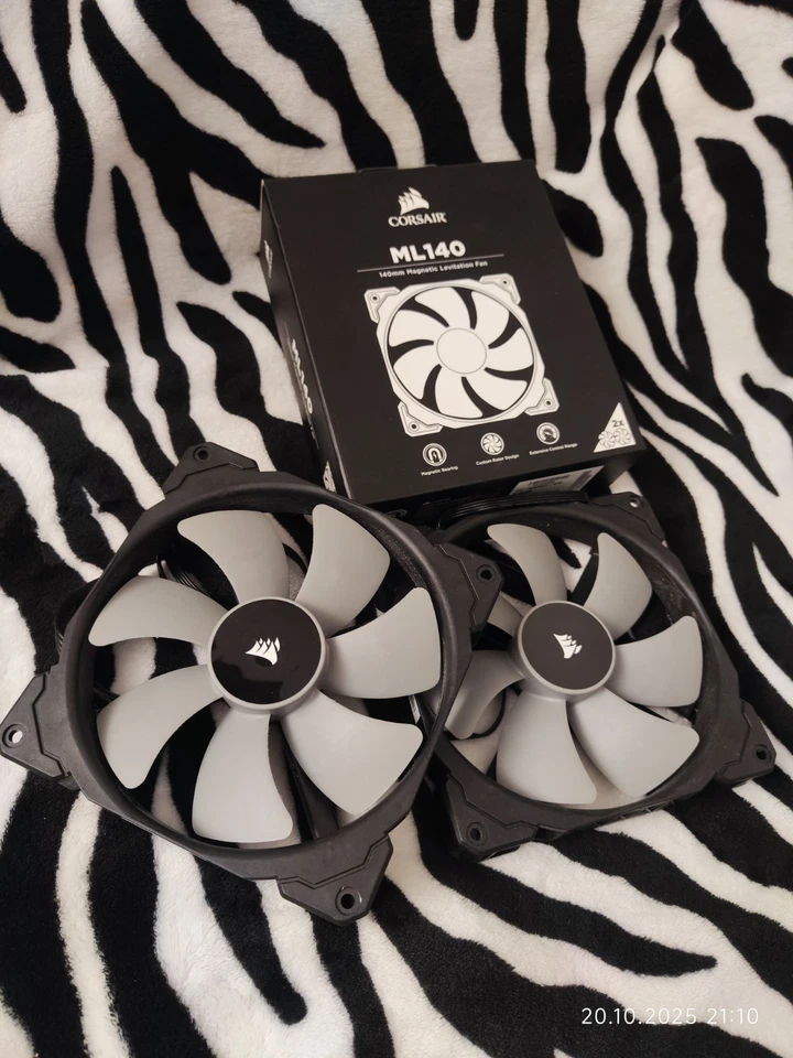 4x PC-Lüfter ML140 PWM Doppelpack Corsair Lüfter 140mm Lüfter Zustand Neuwertig