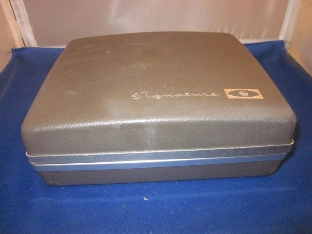 Montgomery Ward Signature Sewing Machine Cams and Accessory Presser Feet NEEDLES - Image 3 of 4