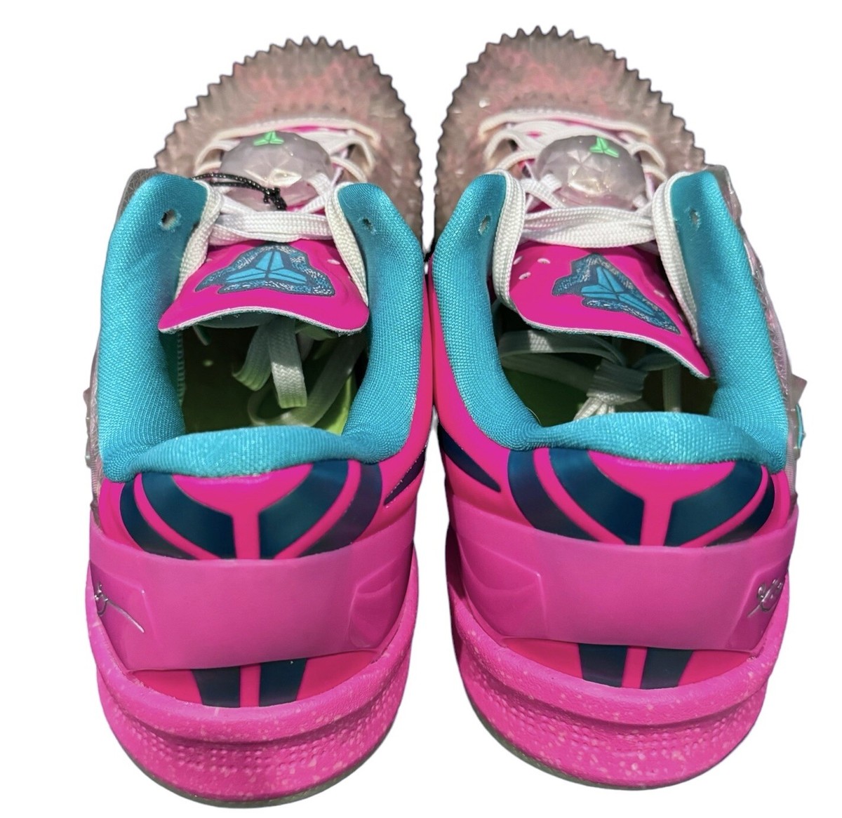 Nike Kobe シューズ カモフラージュ/ブラック/レッド Nike Kobe シューズ カモフラージュ/ブラック/レッド