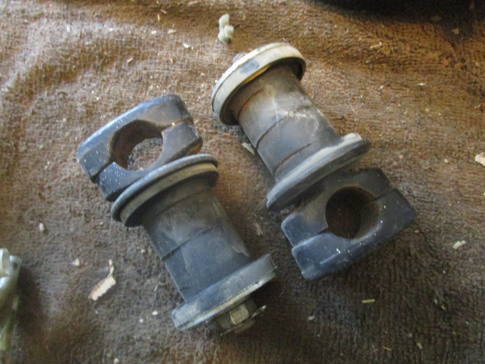 Xs650 Risers 1979-80 Yamaha XS 650 XS650 handle bar handlebar holder clamps riser ...