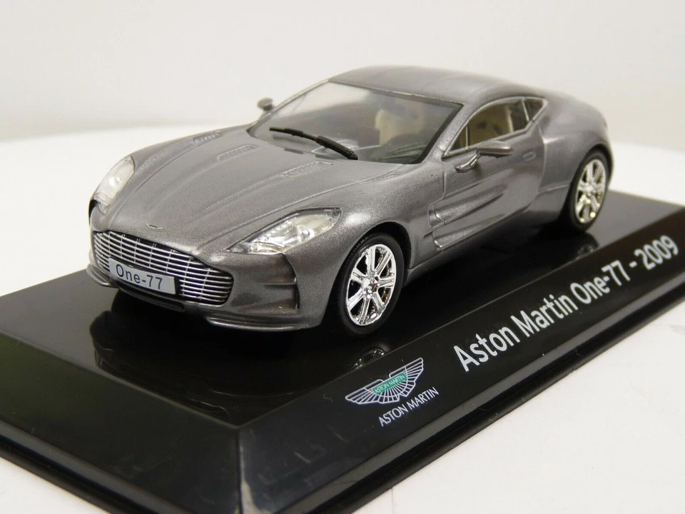 SC14 voiture 1/43 SALVAT Supercars : ASTON MARTIN One-77 2009 - Photo 2/4