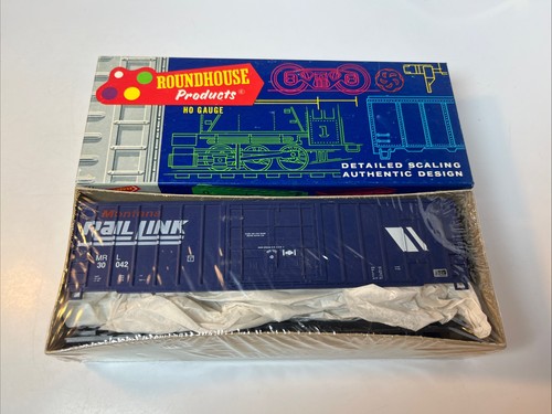 Roundhouse 3256 HO Rail Link 50' FMC Plug Door Road Number May Variar Boxcar Kit | Zustand: New