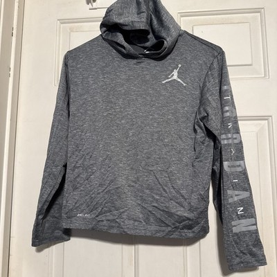 Nike  jump man boys long sleeve shirt with a Hood Sz 5 Jordan Train Dri Fit