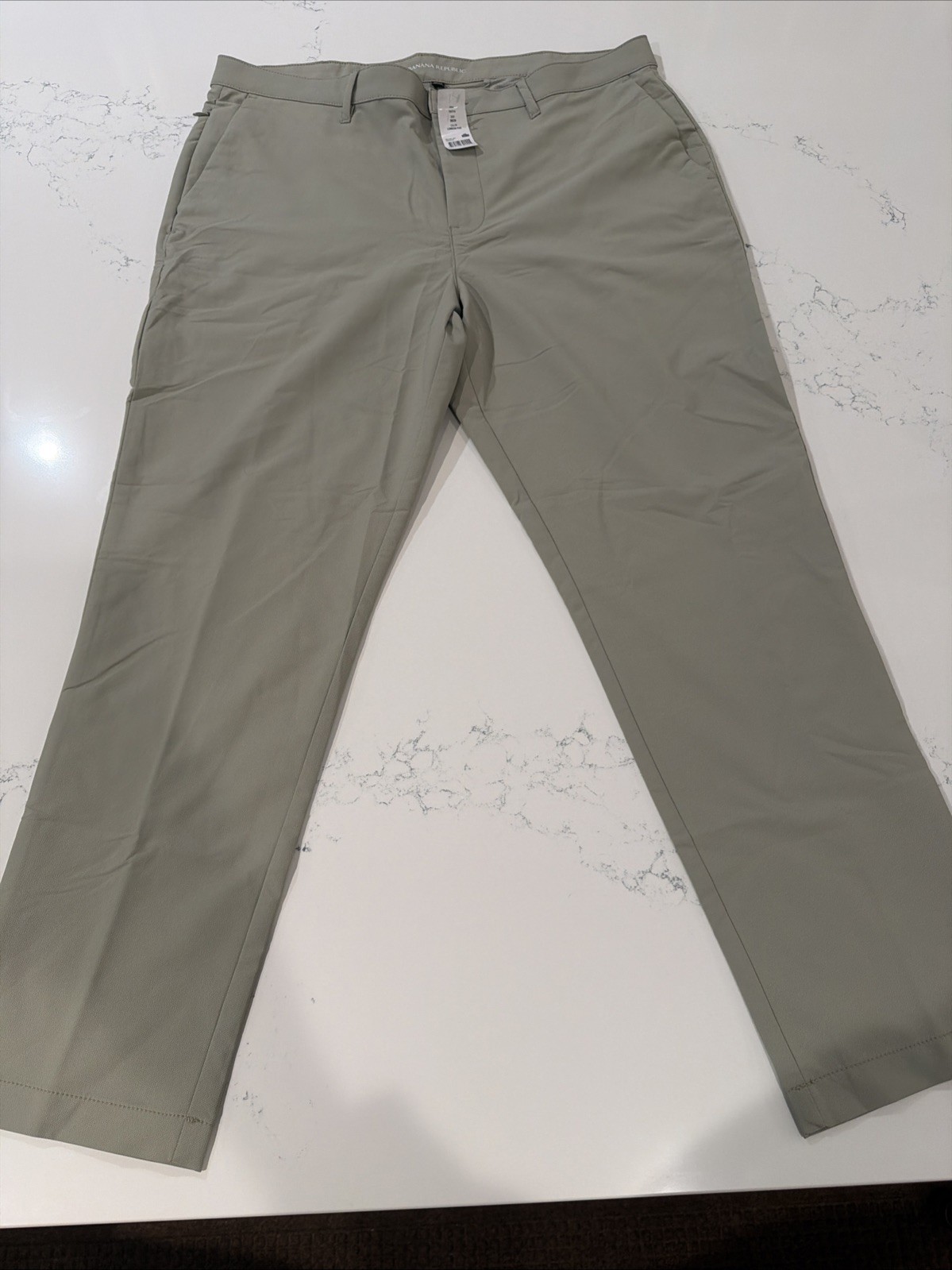Pantalones tecnológicos Banana Republic para hombre