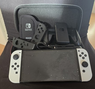 Nintendo Switch Oled Weiß 128gb + Schutz Kit und 3 Spiele