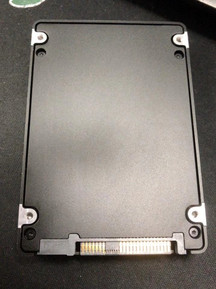 Samsung PM1633A 3.84TB SSD 2.5" SAS 12Gb/s MZ-1LS3T8N MZ1LS3T8HMLH-00007 - Bild 2 von 3