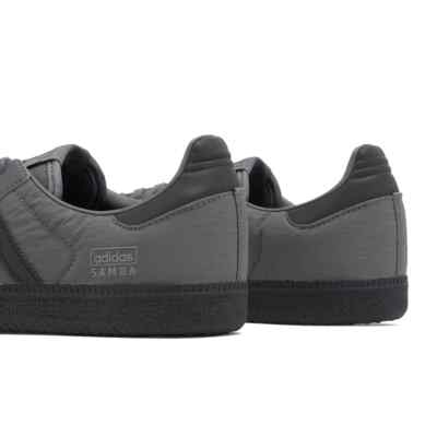 Adidas Samba OG in Grey Five, Core Black & Core black