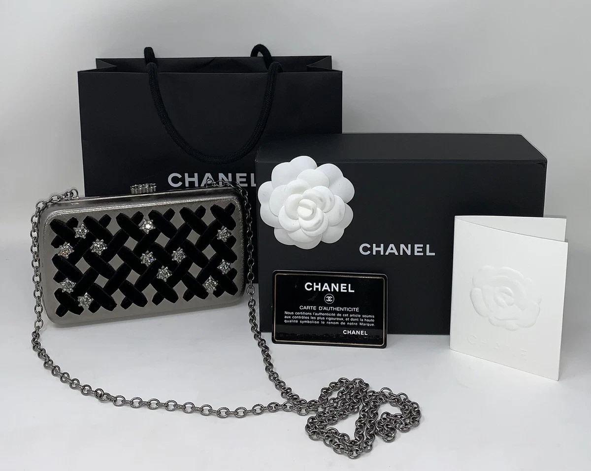 Chanel Runway Gray Metal Evening Clutch Shoulder Bag Authentic NEW Limited  Ed ❤️