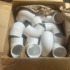10 Short 90deg Schedule 40 PVC Elbow Conectors 3” Wide 2” Depth