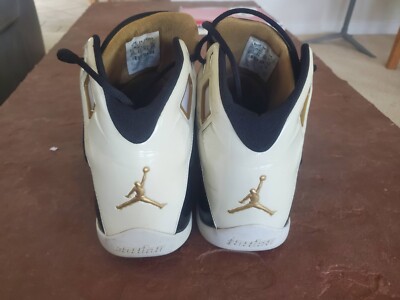 Nike Jordan Jumpman Team Strong Premier, Men's Size 10.5, Black and Gold