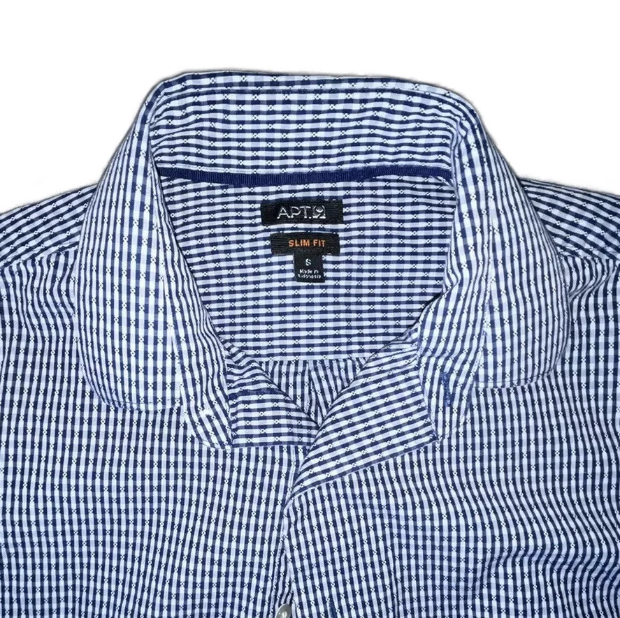 Camisa de vestir Apt 9 ajustada con botones azul a rayas manga larga talla S usada Foto 2 de 3