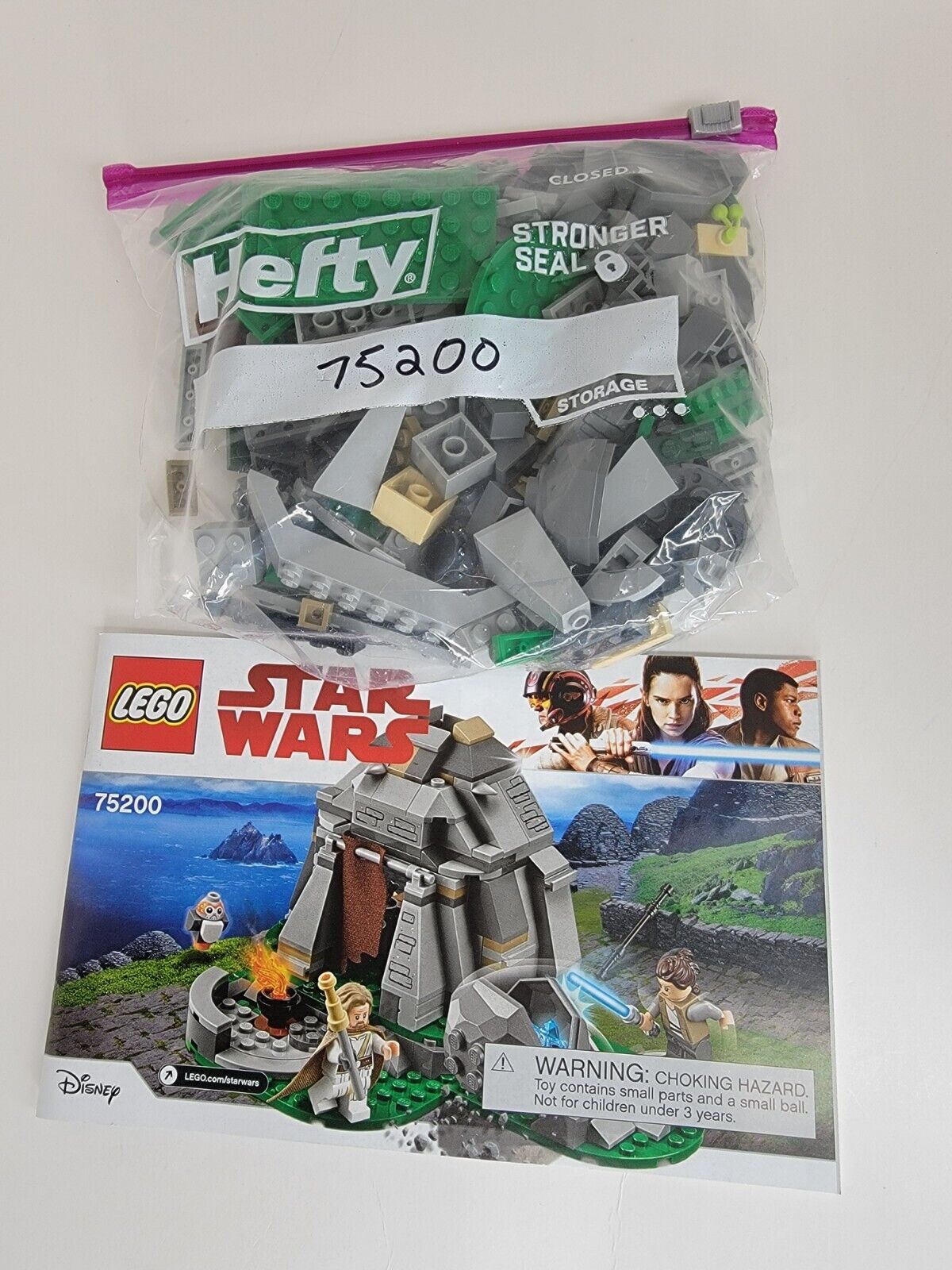 LEGO Star Wars: Ahch-To Island Training (75200) -No Minifigures-