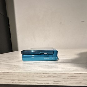 Nintendo 3DS Blue Handheld Console 128GB SD Wireless Capability Headphone Jack