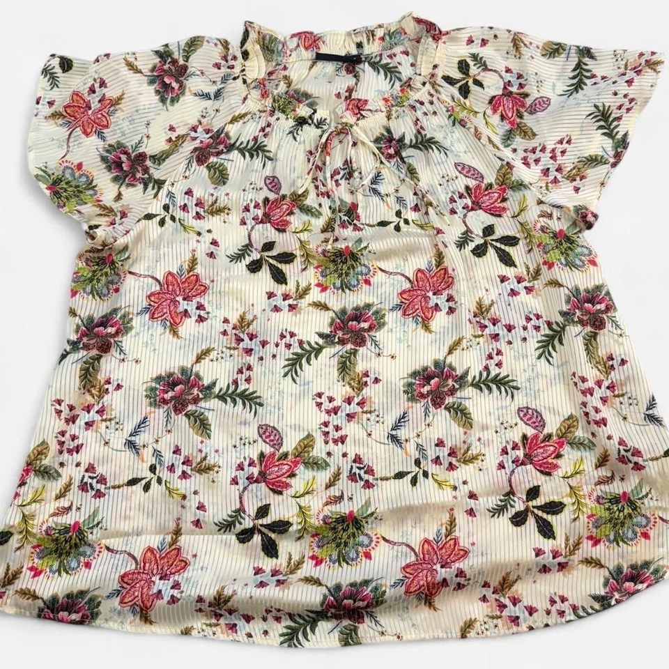 Blusa Floral Lane Bryant Manga Casquillo Columpio Puntera Frontal Talla 18/20 Talla Grande Top Foto 3 de 4