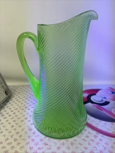 Vintage Federal Glass Uranium Pitcher Corded Optic Swirl Pattern Depression Era