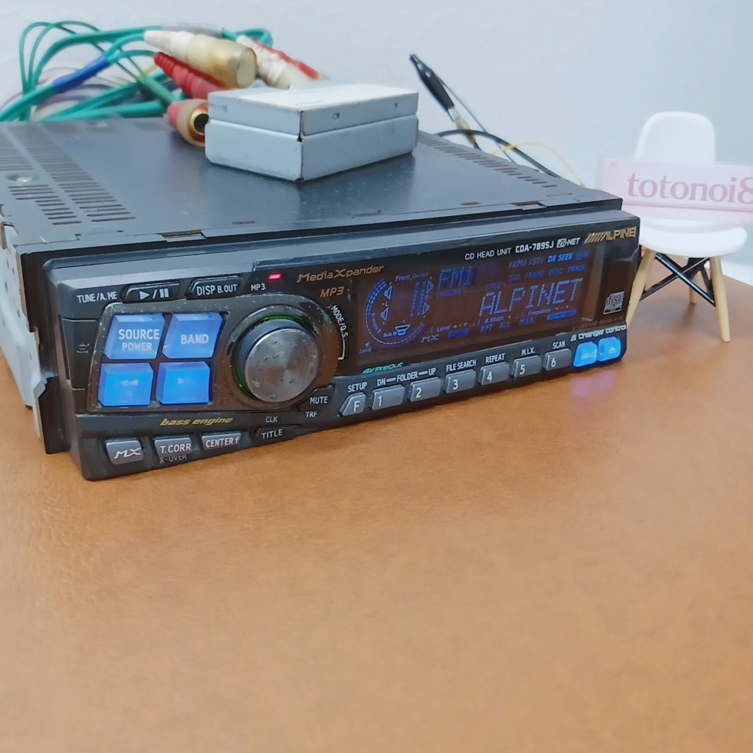 ALPINE CDA-7895J CD読めません Alpine CDA-7895J 1DIN Car Audio CD AUX 4V PreOut 60W x 4 Working