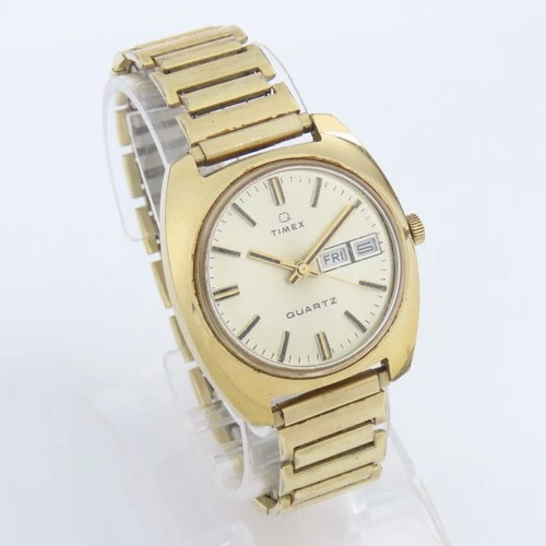 Vintage TIMEX Q-Quartz Analog/Quartz Wristwatch | Good Balance | M64
