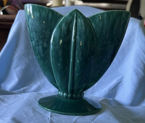 Royal Haeger Blended Green Tulip 7" Vase