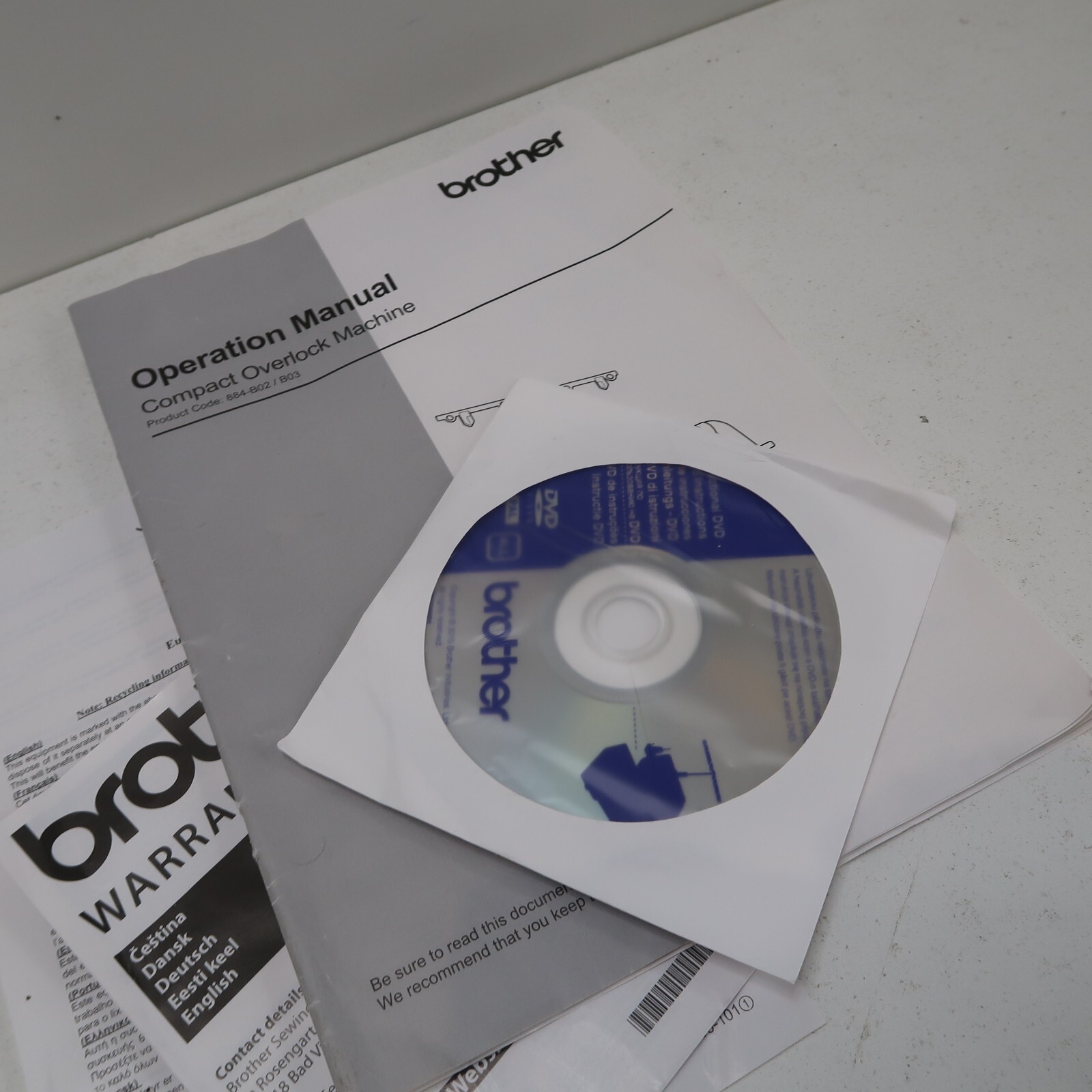 Brother M343D Overlocker Sewing Machine JAMMED NEEDLE SPARES OR