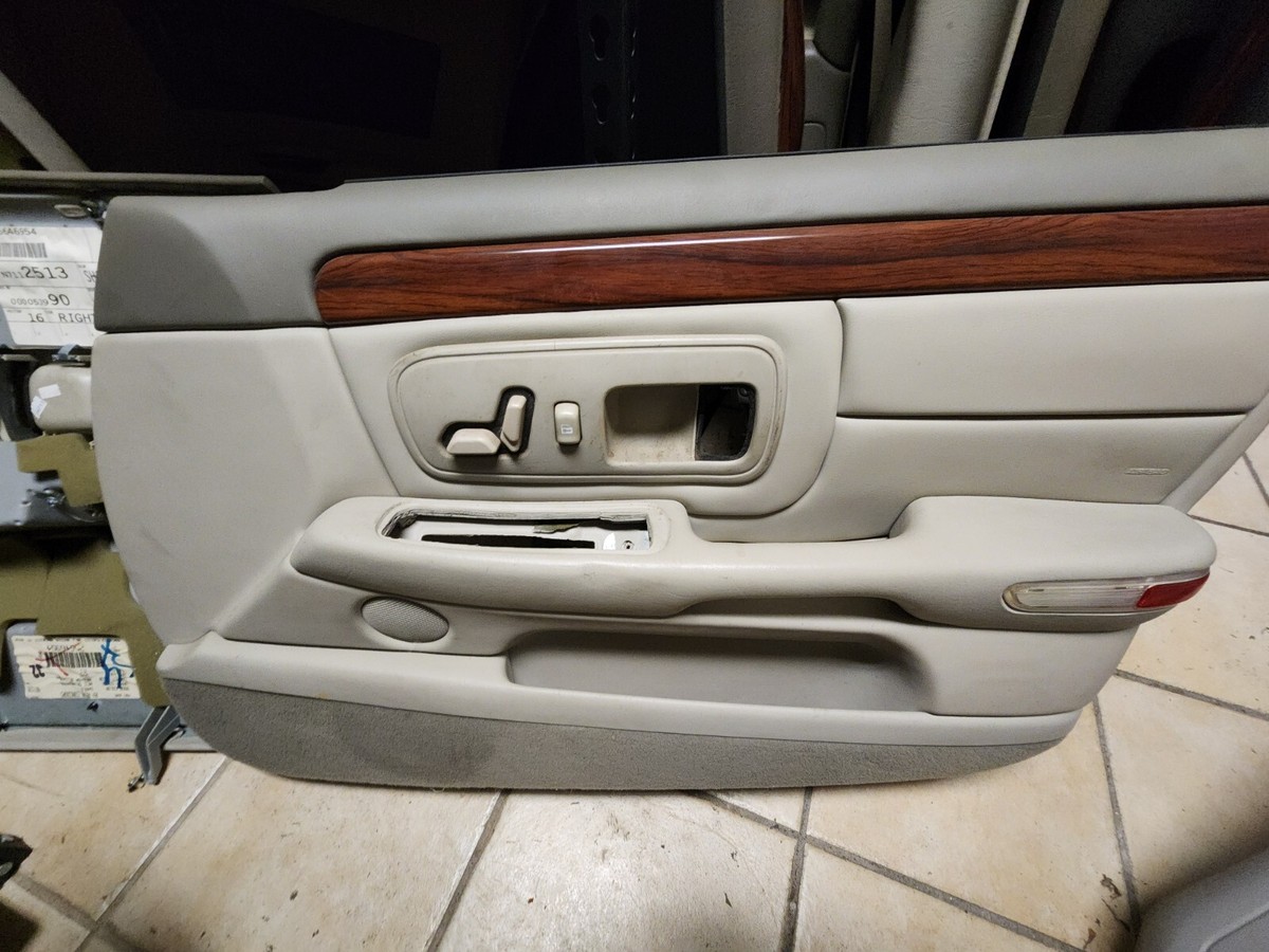 1996 1997 1998 1999 CADILLAC DEVILLE RIGHT FRONT INTERIOR DOOR