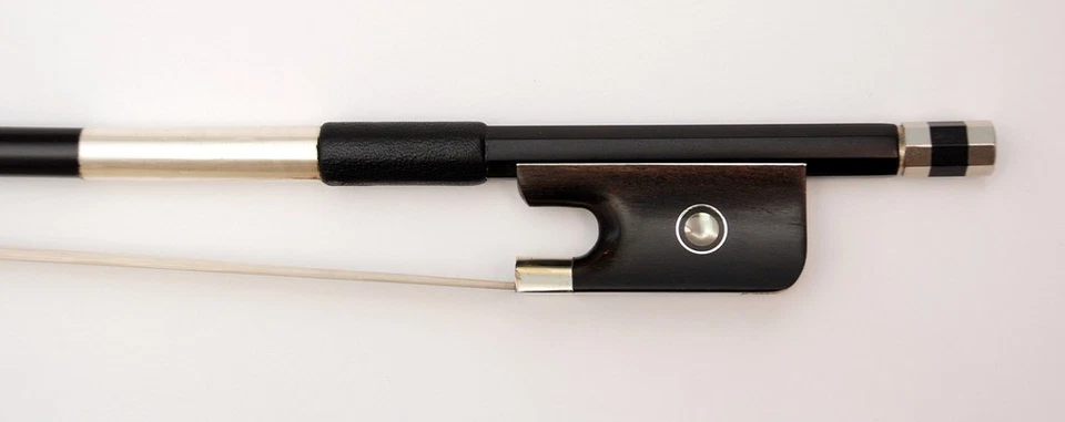 CELLO BOW New Superior carbon fibre 1 One Eighth Size - Image 4 of 4