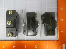 Lot of 9 HONEYWELL BZ-2RWT04 Basic / Snap Action Switches Snap Action SPDT Pane