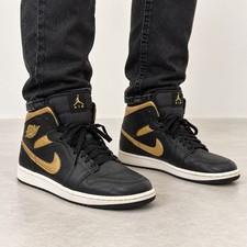 Nike Air Jordan 1 Mid Mens Size 9 Black Metallic Gold Sneakers Streetwear Retro