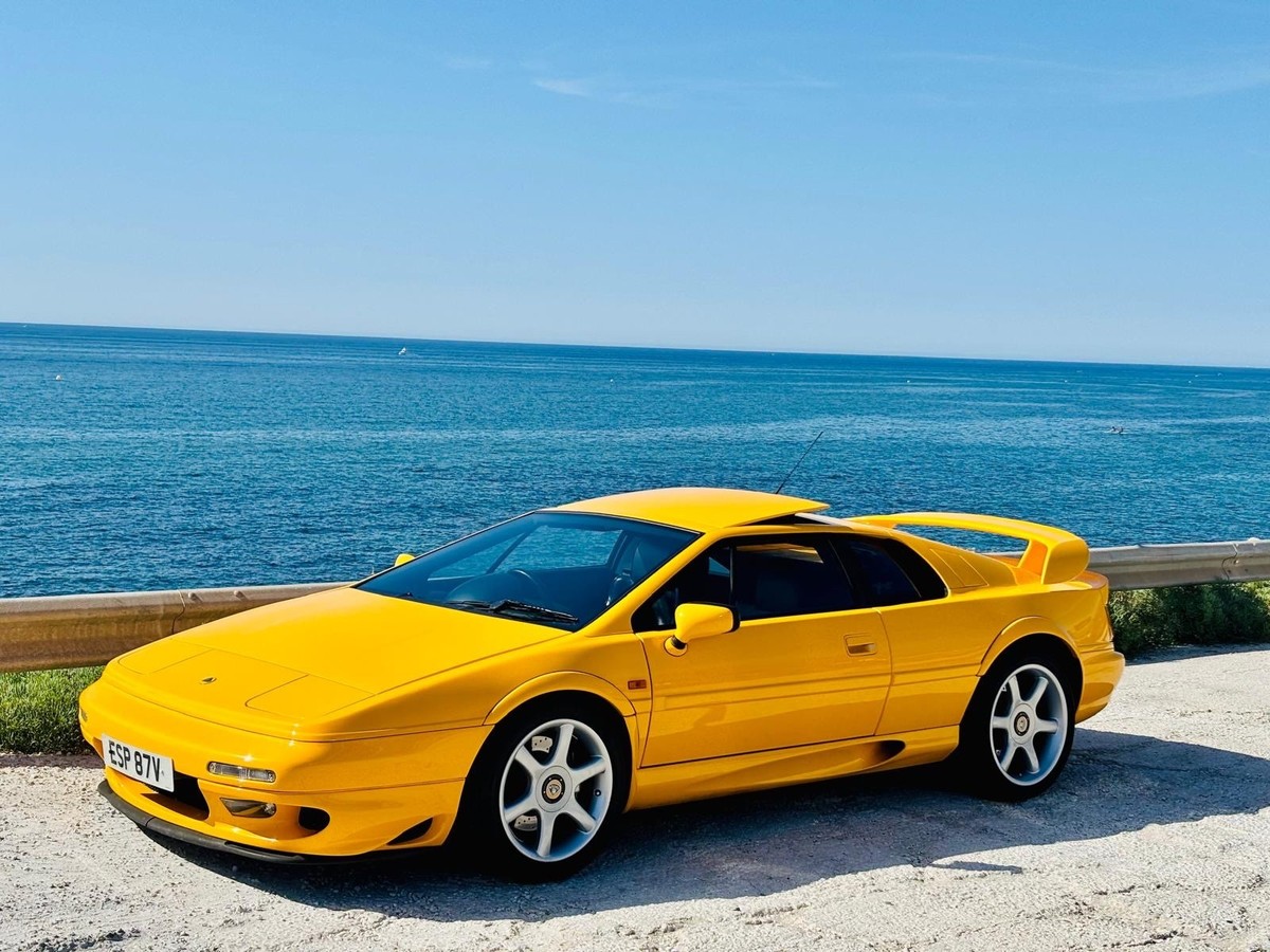 Lotus Esprit