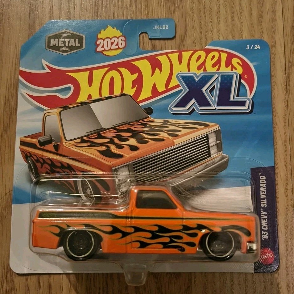 Hot Wheels '83 Chevy Silverado 1983 1:64 Diecast Pickup Orange