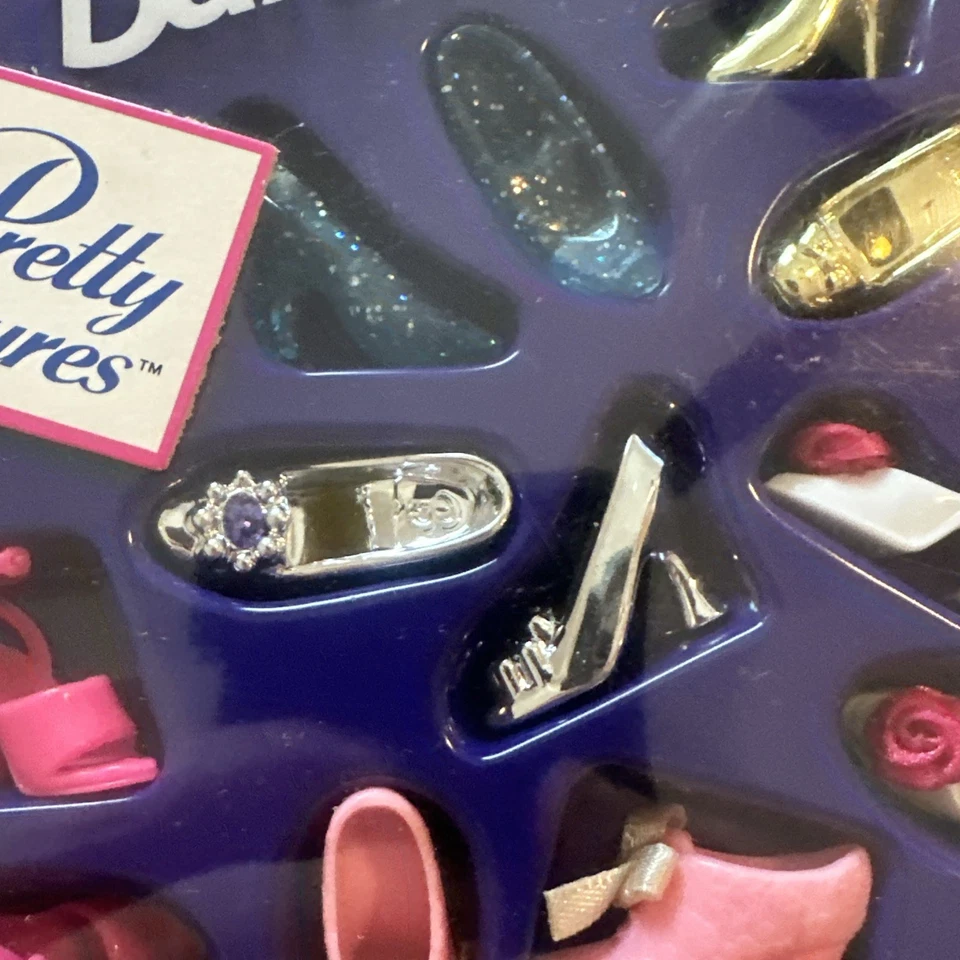 复古芭比娃娃 Pretty Treasures 鞋 批量 银色 粉色 蓝色 金色 花朵 闪耀 — 第 3/4 张图片