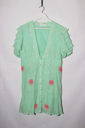 Robe verte néon broderie volants marque Sundress Cora taille XL - Photo 2 sur 8